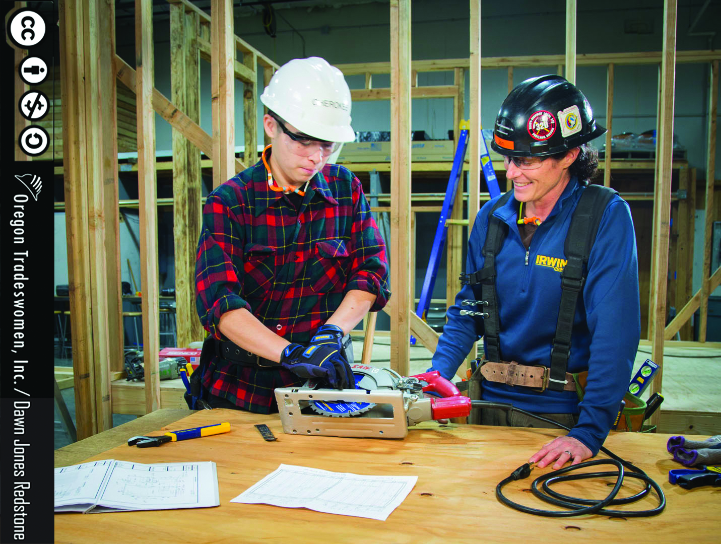 2 tradeswomen 2